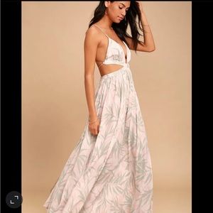 SOLD - NWT Lulu’s Float On Blush Pink Print Maxi Dress